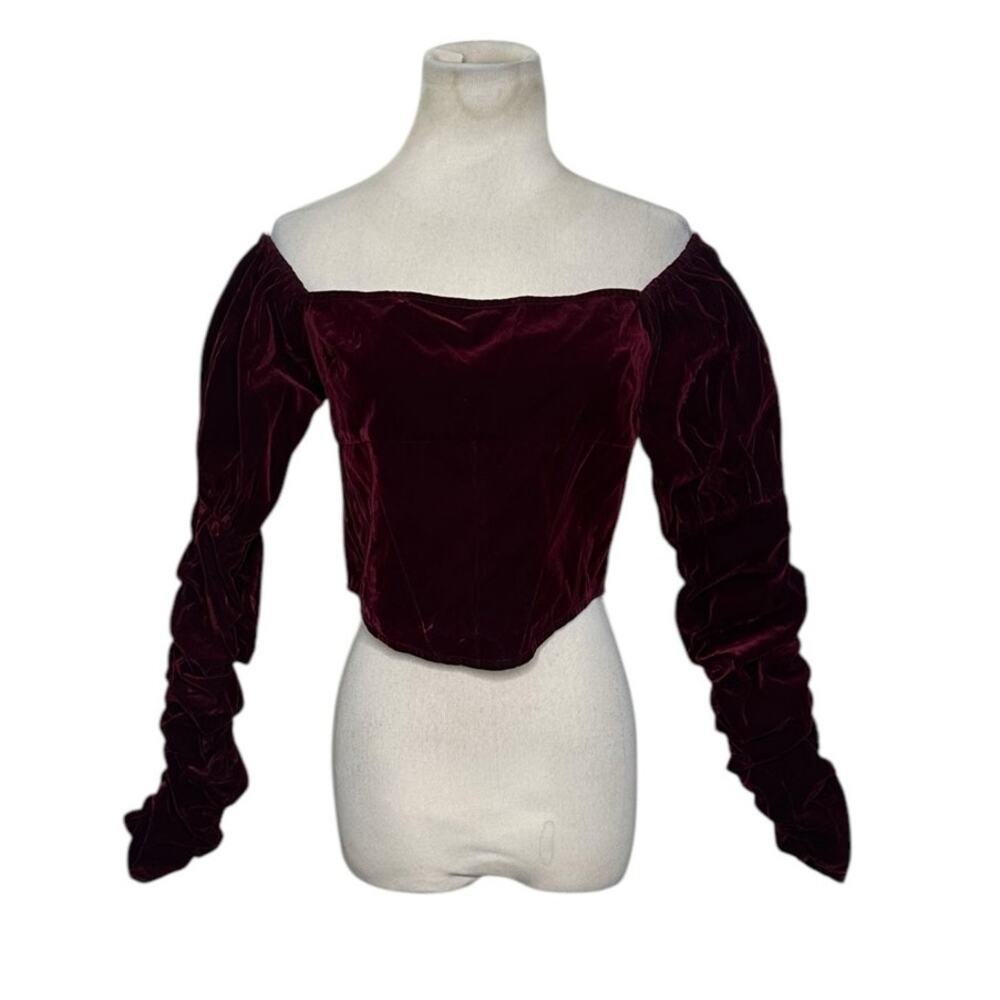 PrettyLittleThing Plum Velvet Puff Sleeve Bardot Crop Top size 6